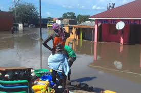 Floods in Elegu Town, neighboring Nimule Town.