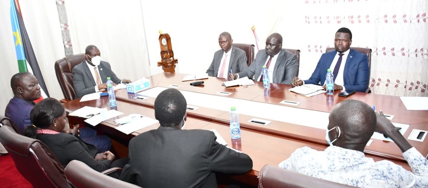 FVP Dr. Riek Machar meeting with UJOSS leaders in Juba on 7th October 2021. [Photo: Radio Tamazuj]